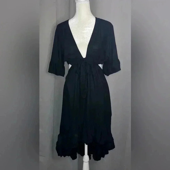 VENUS Dresses & Skirts - NWOT VENUS Ruffle Trim Cover-Up Dress | Size Medium
